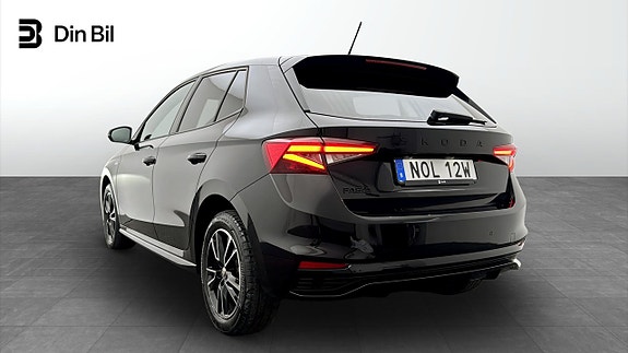Skoda Fabia 3 of 5