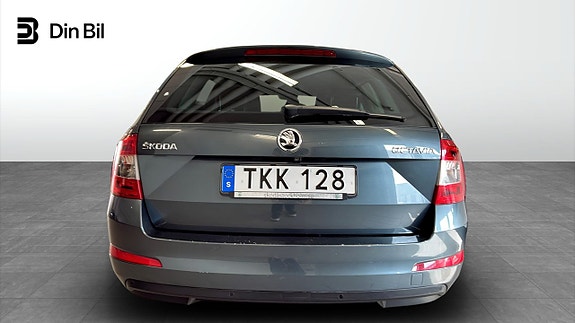 Skoda Octavia 5 of 5
