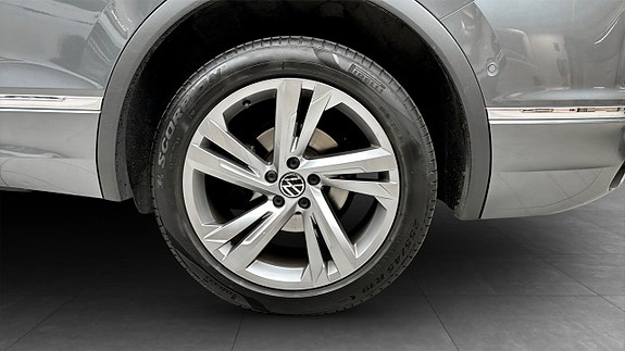 Volkswagen Tiguan Allspace 6 of 12