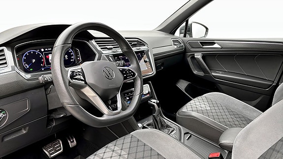Volkswagen Tiguan Allspace 7 of 12