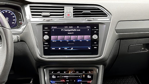 Volkswagen Tiguan Allspace 9 of 12