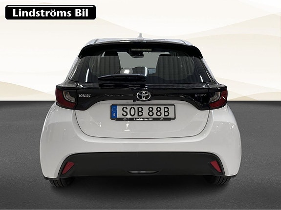 Toyota Yaris 7 of 20