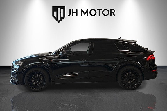 Audi Q8 4 of 30