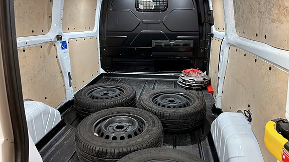 Ford Transit Custom 5 of 5