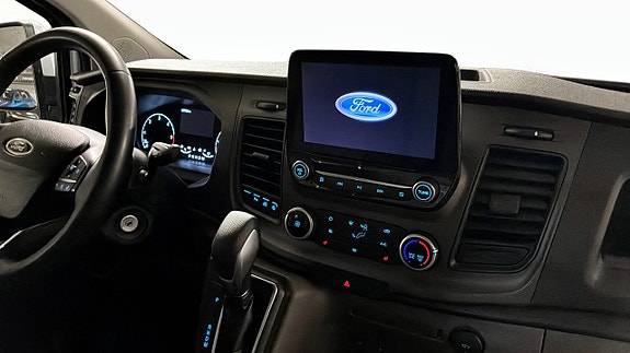 Ford Transit Custom 12 of 12