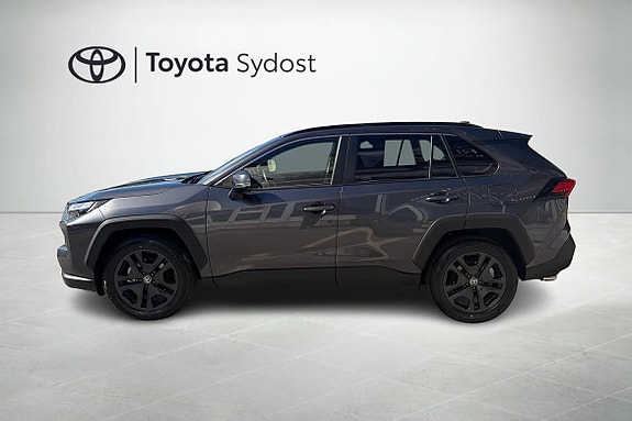 Toyota RAV4 3 of 5