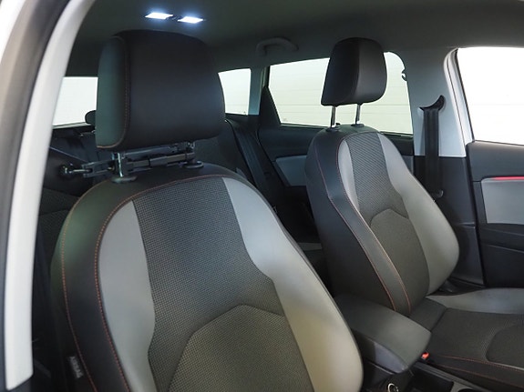 Seat Leon 12 of 22