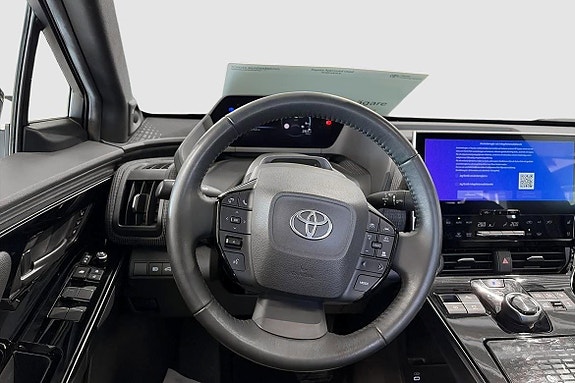 Toyota bZ4X 5 of 5