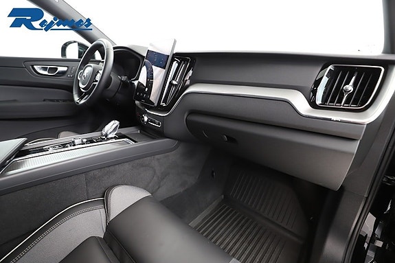 Volvo XC60 5 of 5