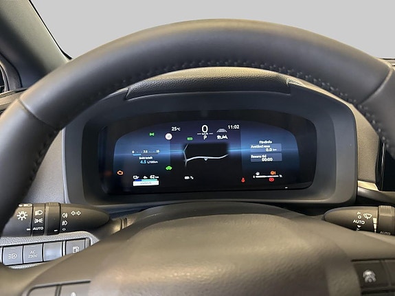 Toyota C-HR 15 of 19