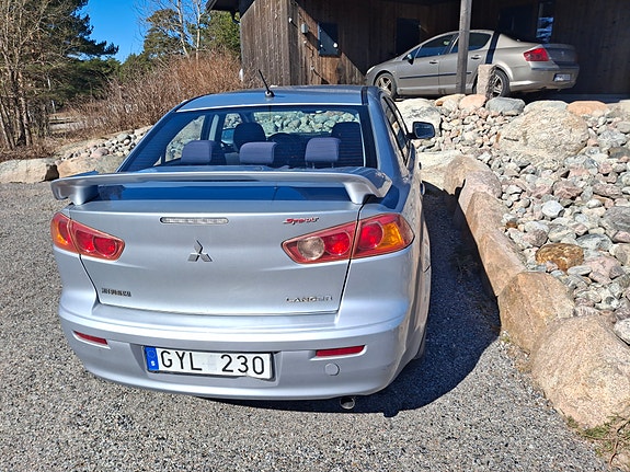 Mitsubishi Lancer 4 of 4
