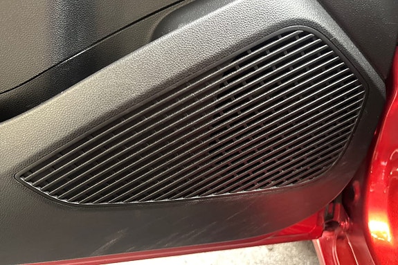 Renault Clio 17 of 22