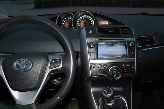 Toyota Verso 3 of 5