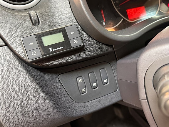 Renault Kangoo Express 13 of 14
