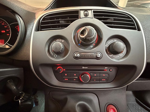 Renault Kangoo Express 11 of 14