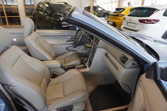 Volvo C70 6 of 7