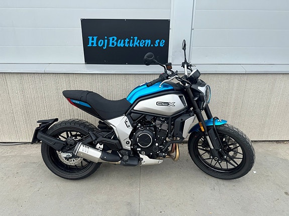 CFMOTO CLX 700