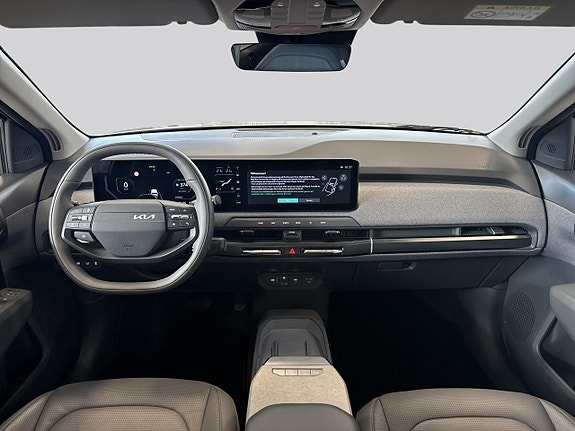 Kia EV3 7 of 17
