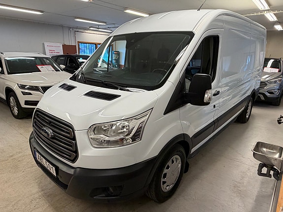 Ford Transit 3 of 11
