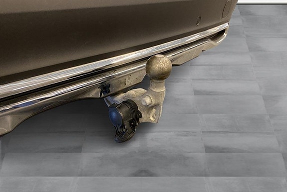 Mercedes-Benz E300 de 15 of 17