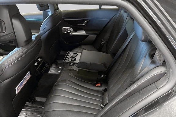 Mercedes-Benz E300 de 9 of 17