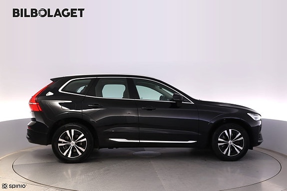 Volvo XC60 2 of 18