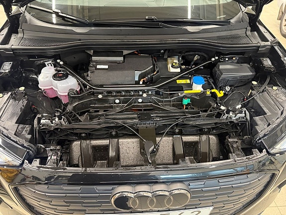 Audi Q4 e-tron 17 of 22