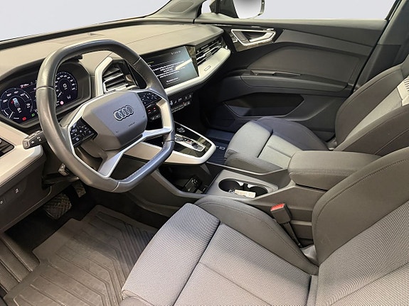 Audi Q4 e-tron 7 of 22