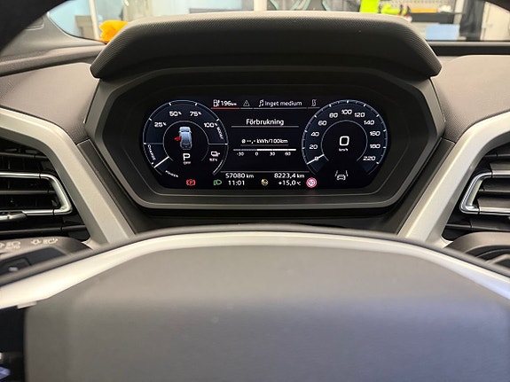Audi Q4 e-tron 11 of 22