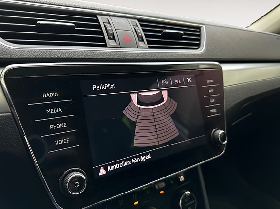 Skoda Superb 20 of 26