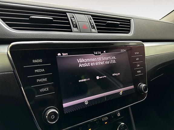 Skoda Superb 19 of 26