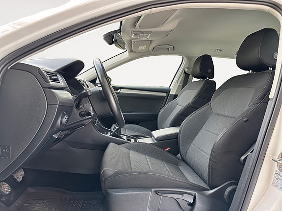 Skoda Superb 9 of 26