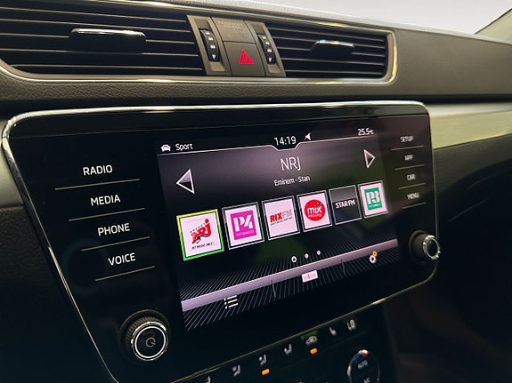 Skoda Superb 22 of 26