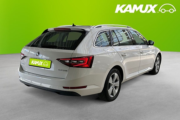 Skoda Superb 4 of 5