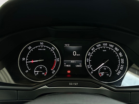Skoda Superb 12 of 26