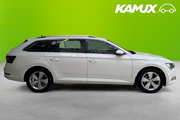 Skoda Superb 2 of 5