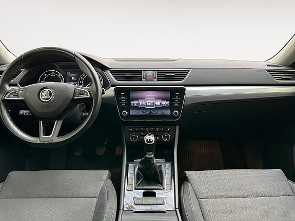 Skoda Superb 10 of 26