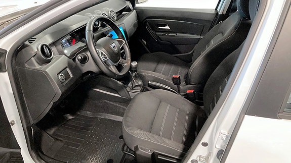 Dacia Duster 5 of 9