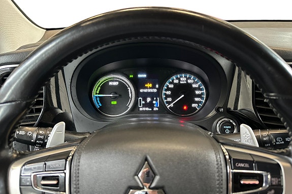 Mitsubishi Outlander 13 of 23