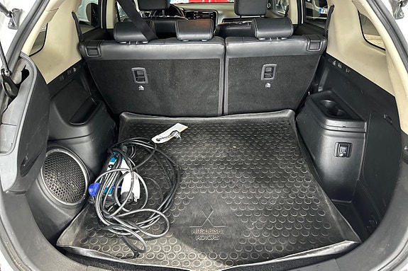 Mitsubishi Outlander 23 of 23