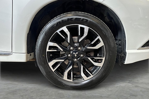 Mitsubishi Outlander 9 of 23