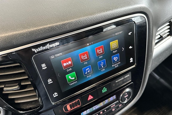 Mitsubishi Outlander 18 of 23