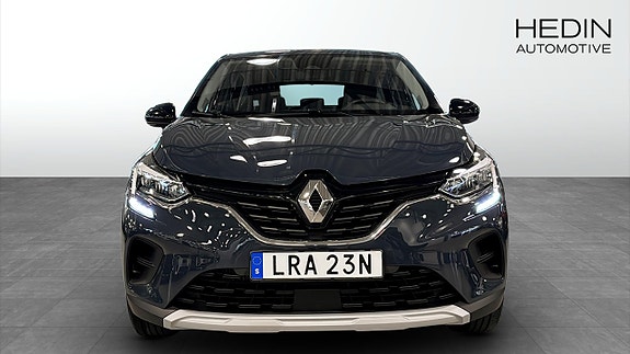 Renault Captur 8 of 19