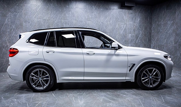 BMW X3 4 of 5