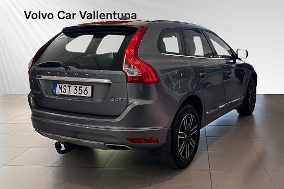 Volvo XC60 4 of 5