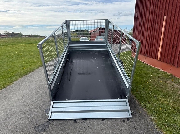 Neptun Pratik 750kg med Nätsidor & Tipp 80 km/h 10 of 11