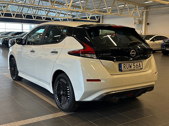 Nissan Leaf 5 of 5