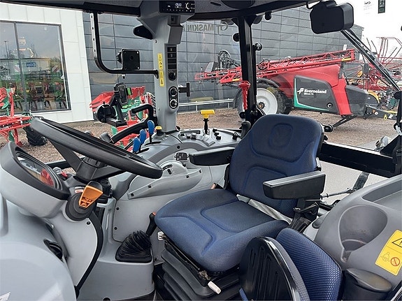 New Holland T5.120 4 of 16