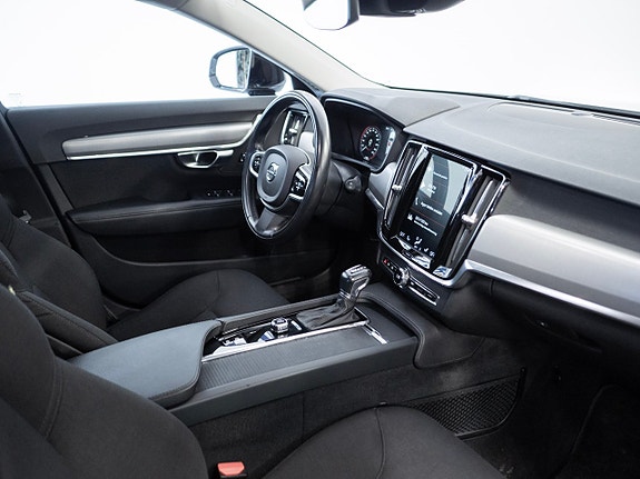 Volvo V90 11 of 20