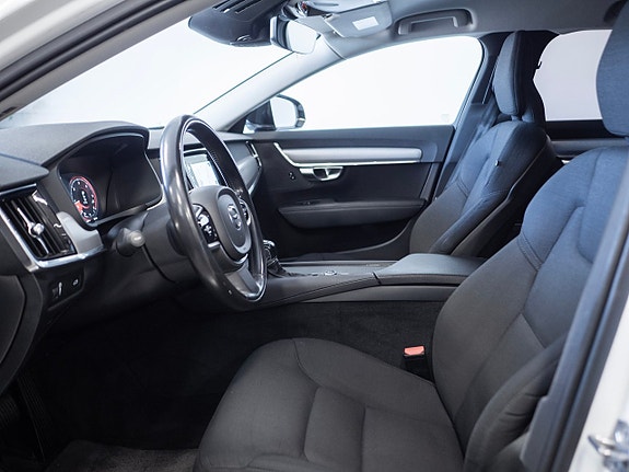 Volvo V90 8 of 20